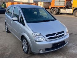 Silber Gebraucht 2005 Opel Meriva Van / Kleinbus | 1.790 € (Guter Preis)