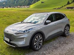 Grau Gebraucht 2021 Ford Kuga Titanium X SUV | 22.600 € (Fairer Preis)