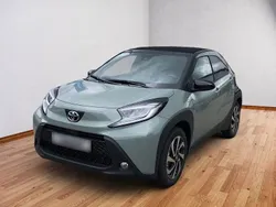 Grün Neu 2025 Toyota Aygo Kleinwagen | 21.590 €