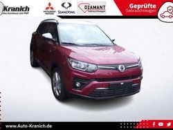 Cherry red Gebraucht 2023 Ssangyong (KGM) Tivoli Limited SUV | 18.390 €