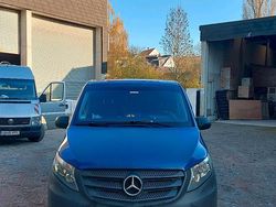 Blau Gebraucht 2015 Mercedes Vito Van | 7.900 €
