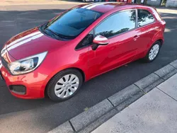 Rot Gebraucht 2012 Kia Rio Spirit Kleinwagen | 3.399 € (Fairer Preis)