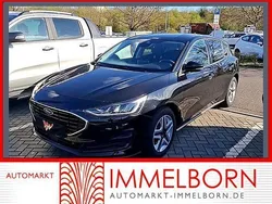 Schwarz Gebraucht 2022 Ford Focus Cool & Connect Limousine | 17.650 € (Superpreis)