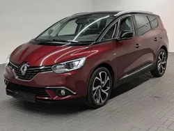 Rot (karmesinrot met.) Gebraucht 2020 Renault Grand Scénic IV Bose Edition Van / Kleinbus | 18.480 € (Teuer)