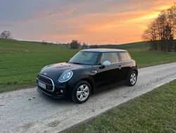 Schwarz Gebraucht 2016 Mini Cooper Kleinwagen | 9.400 €