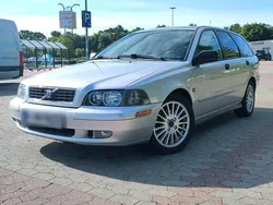 Silber Gebraucht 2004 Volvo V40 Kombi | 1.250 €