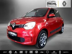 Dezirrot metallic (metallic) Gebraucht 2021 Renault Twingo Zen Kleinwagen | 10.470 € (Fairer Preis)