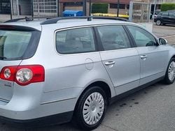 Silber Gebraucht 2010 VW Passat Kombi | 2.449 € (Superpreis)