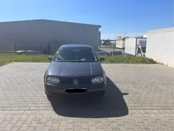 Grau Gebraucht 2000 VW Golf IV Kleinwagen | 1.999 € (Fairer Preis)