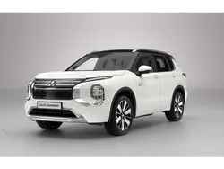 Othercolor Gebraucht 2022 Mitsubishi Outlander P-HEV Top SUV | 61.190 €