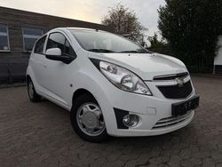 Weiß Gebraucht 2011 Chevrolet Spark LS Kleinwagen | 2.490 € (Fairer Preis)