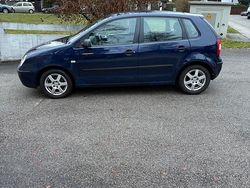 Blau Gebraucht 2005 VW Polo Kleinwagen | 2.200 €
