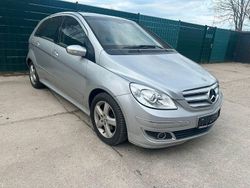 Silber Gebraucht 2006 Mercedes B200 Van / Kleinbus | 1.499 € (Guter Preis)