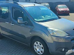 Gebraucht 2012 Peugeot Partner Tepee Van / Kleinbus | 2.950 € (Fairer Preis)