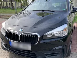 Schwarz Gebraucht 2018 BMW 218 Active Tourer Van / Kleinbus | 17.200 €