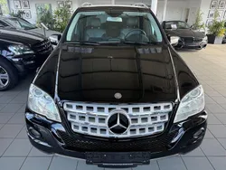 Schwarz Gebraucht 2010 Mercedes ML350 SUV | 18.799 € (Teuer)