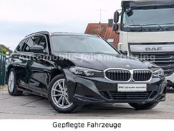 Schwarz Gebraucht 2024 BMW 318 Shadowline Kombi | 24.990 € (Superpreis)