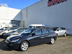 Grau Gebraucht 2015 Peugeot 308 Kombi | 4.450 € (Superpreis)
