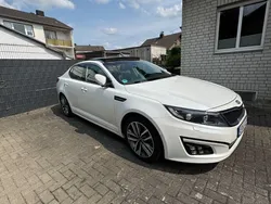 Weiß Gebraucht 2013 Kia Optima Spirit Limousine | 11.499 € (Fairer Preis)
