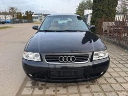 Schwarz Gebraucht 2002 Audi A3 Ambiente Limousine | 950 € (Superpreis)