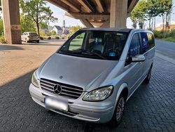 Silber Gebraucht 2008 Mercedes Viano Van / Kleinbus | 7.900 € (Guter Preis)