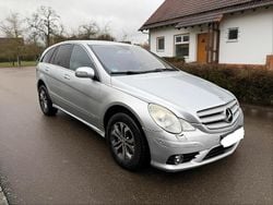 Silber Gebraucht 2007 Mercedes R320 Van / Kleinbus | 1.990 €