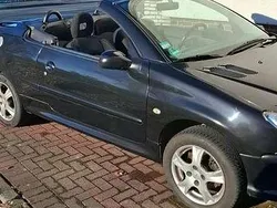 Schwarz Gebraucht 2005 Peugeot 206 CC Filou Cabrio | 2.100 € (Etwas zu teuer)