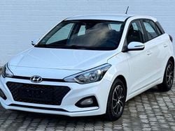 Weiß Gebraucht 2019 Hyundai i20 Active Limousine | 7.999 € (Guter Preis)
