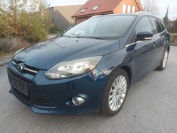 Blau Gebraucht 2012 Ford Focus Kombi | 4.150 € (Fairer Preis)