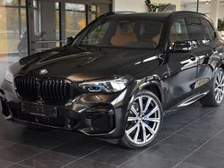 Schwarz Gebraucht 2022 BMW X5 M Sport SUV | 71.890 € (Teuer)