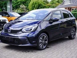 Rot Neu 2025 Honda Jazz Advance Kleinwagen | 35.401 € (Teuer)
