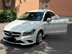 Weiß Gebraucht 2016 Mercedes CLA200 Coupé | 12.000 € (Fairer Preis)