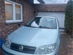 Blau Gebraucht 2004 Fiat Punto Kleinwagen | 1.900 € (Fairer Preis)