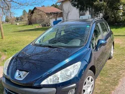 Blau Gebraucht 2009 Peugeot 308 Kombi | 1.600 €
