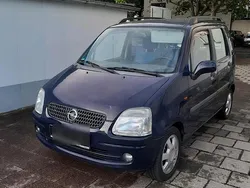 Blau Gebraucht 2001 Opel Agila Kleinwagen | 1.500 € (Fairer Preis)