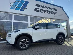 Weiß Gebraucht 2024 Nissan X-Trail Acenta SUV | 29.958 € (Fairer Preis)