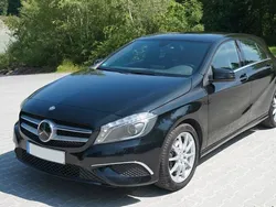 Schwarz Gebraucht 2014 Mercedes A200 Urban Limousine | 13.700 € (Fairer Preis)