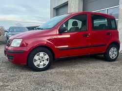 Rot Gebraucht 2009 Fiat Panda Kleinwagen | 4.300 €