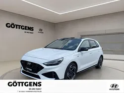 Weiß Gebraucht 2024 Hyundai i30 N Line Limousine | 23.490 € (Fairer Preis)