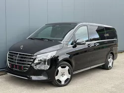 Schwarz Neu 2025 Mercedes V300 Exclusive Van / Kleinbus | 118.900 € (Teuer)