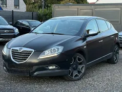 Schwarz Gebraucht 2013 Lancia Delta Gold Limousine | 5.990 € (Fairer Preis)