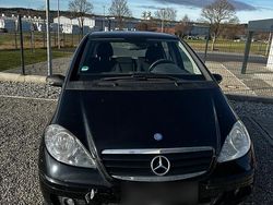 Schwarz Gebraucht 2005 Mercedes A150 Kleinwagen | 450 €