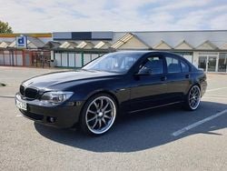 Schwarz Gebraucht 2005 BMW 750 Limousine | 4.050 €