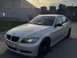 Silber Gebraucht 2005 BMW 325 Limousine | 4.900 € (Guter Preis)