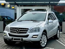Silber Gebraucht 2011 Mercedes ML350 Edition SUV | 7.700 € (Fairer Preis)