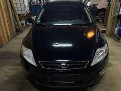 Schwarz Gebraucht 2011 Ford Mondeo Kombi | 2.150 € (Superpreis)