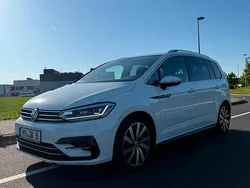 Weiß Gebraucht 2016 VW Touran R-line Van / Kleinbus | 20.299 € (Fairer Preis)