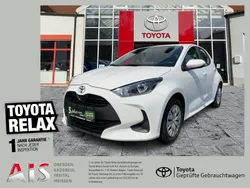 Schneeweiß Gebraucht 2023 Toyota Yaris Comfort Kleinwagen | 15.990 € (Fairer Preis)