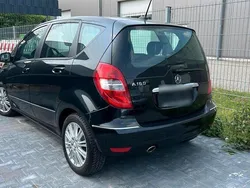 Schwarz Gebraucht 2010 Mercedes A160 Elegance Kleinwagen | 9.500 € (Teuer)