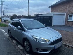 Silber Gebraucht 2016 Ford Focus Kombi | 6.500 € (Fairer Preis)